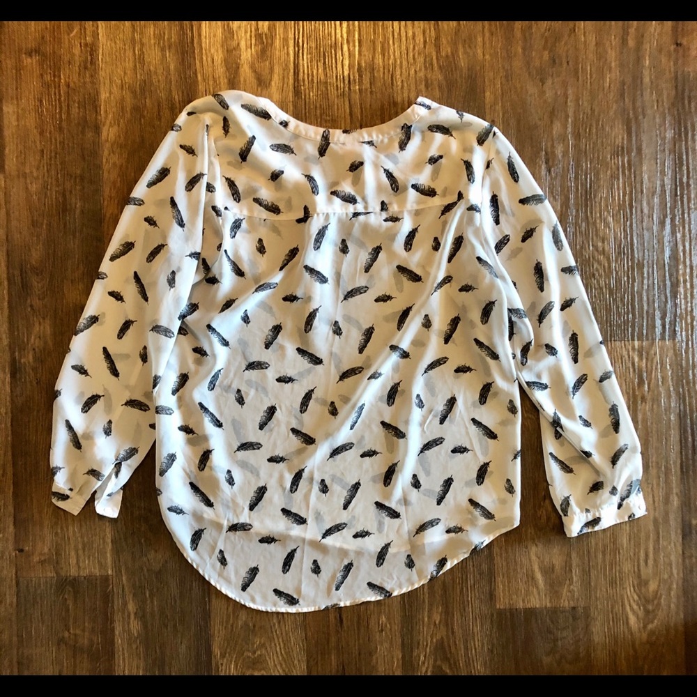 Blouse - Picture 2 of 4